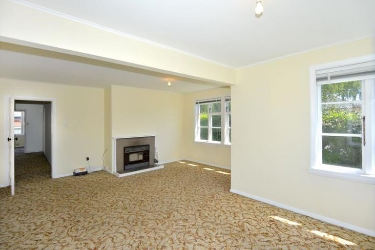 Photo of property in 1 Auburn Avenue, Upper Riccarton, Christchurch, 8041