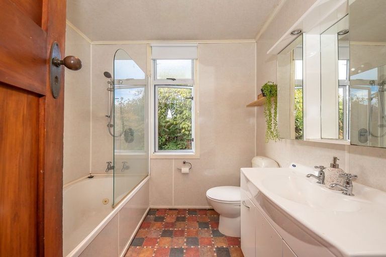 Photo of property in 116 Brougham Street, Westport, 7825