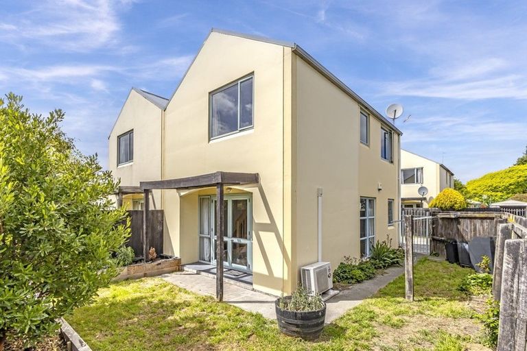 Photo of property in 2/456 Worcester Street, Linwood, Christchurch, 8011