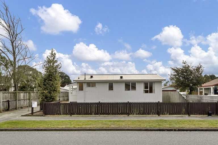 Photo of property in 3 Taranui Place, Bromley, Christchurch, 8062