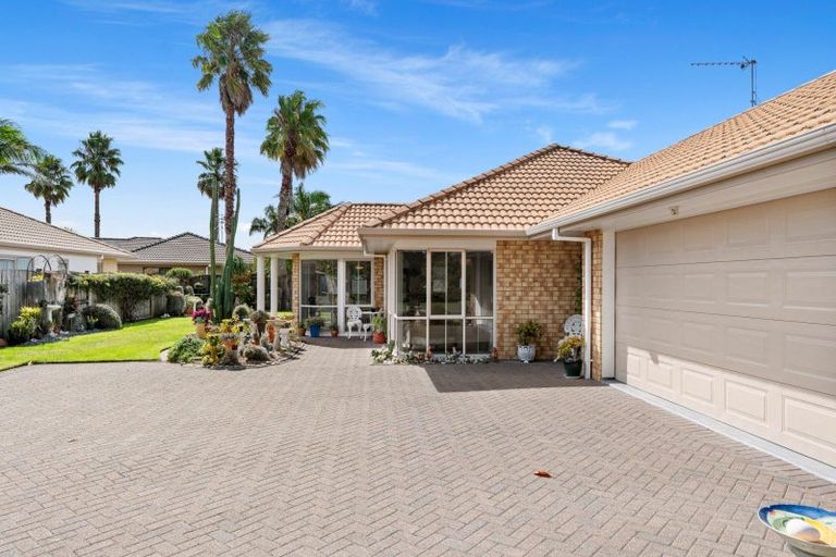 Photo of property in 67 Gravatt Road, Papamoa Beach, Papamoa, 3118