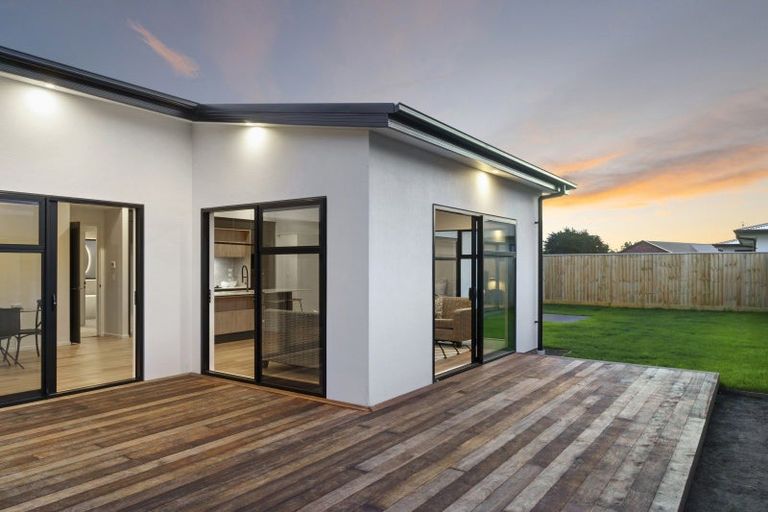 Photo of property in 10 Waterford Farm Road, Halswell, Christchurch, 8025