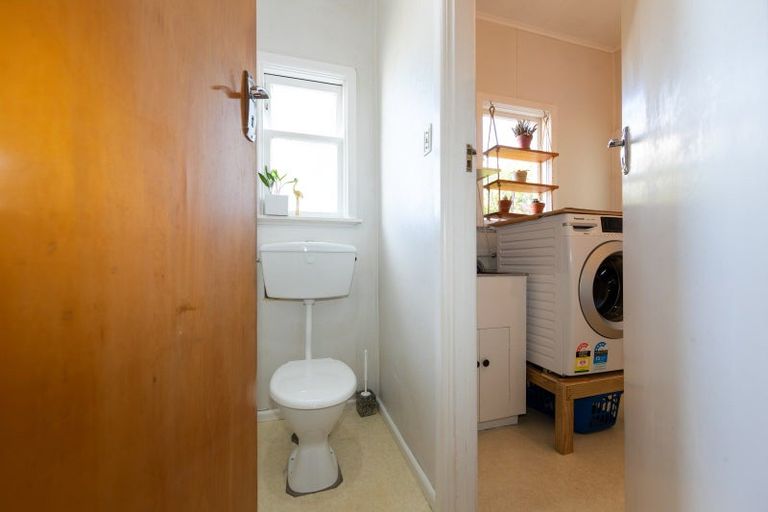 Photo of property in 263 Kennedy Road, Onekawa, Napier, 4110