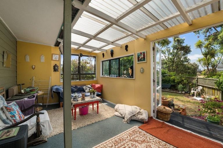 Photo of property in 20 Papaunahi Road, Bowentown, Katikati, 3177