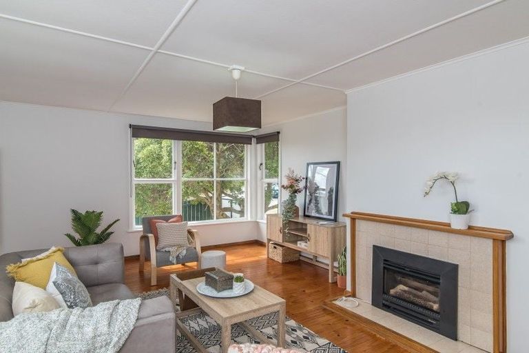 Photo of property in 37 Tukanae Street, Strathmore Park, Wellington, 6022