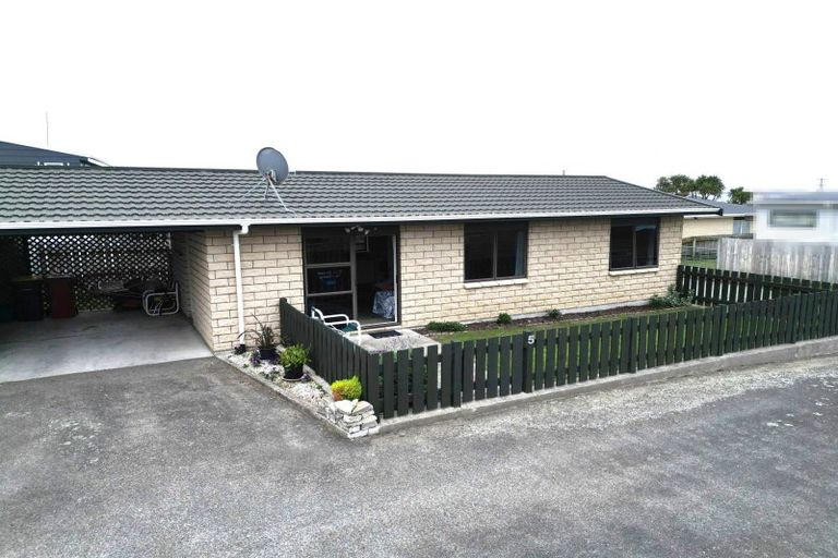 Photo of property in 5 Kowhai Court, Foxton Beach, Foxton, 4815