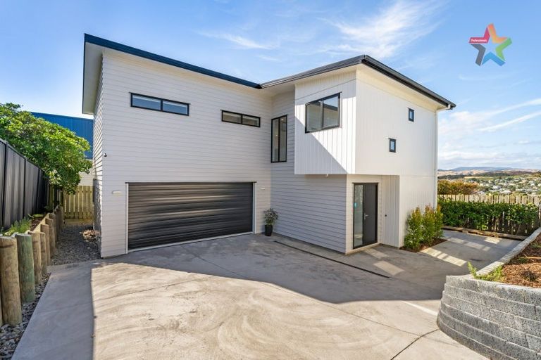 Photo of property in 54a Matatiro Street, Titahi Bay, Porirua, 5022