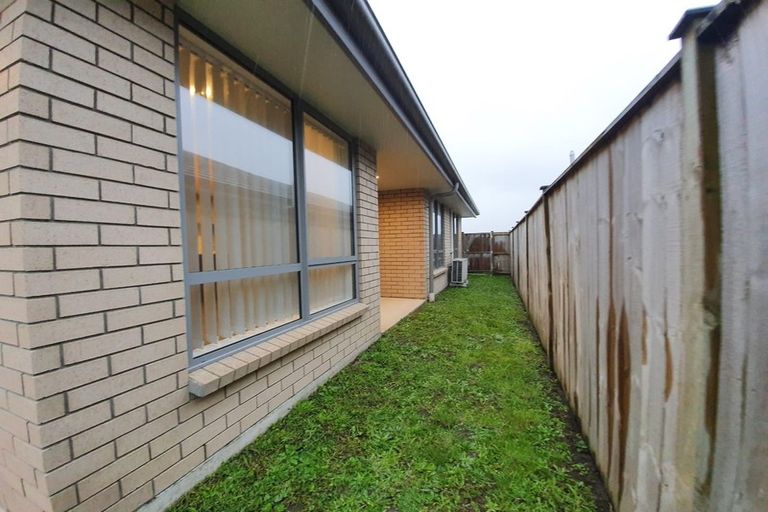 Photo of property in 12 Maxwell Road, Pukekohe, 2120