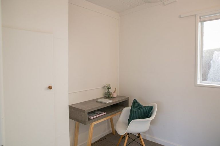 Photo of property in 35 Barrow Street, Bluff, 9814