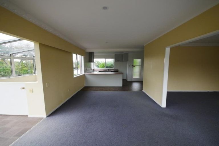 Photo of property in 384 Great South Road, Opaheke, Papakura, 2113