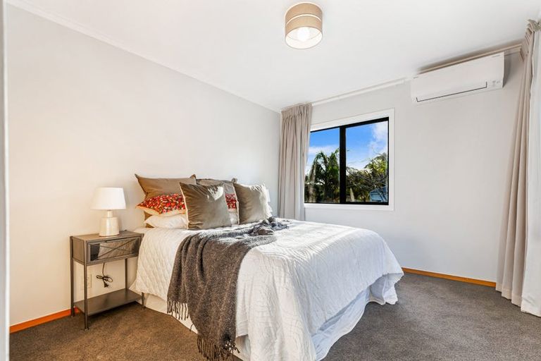 Photo of property in 163 West Harbour Drive, West Harbour, Auckland, 0618