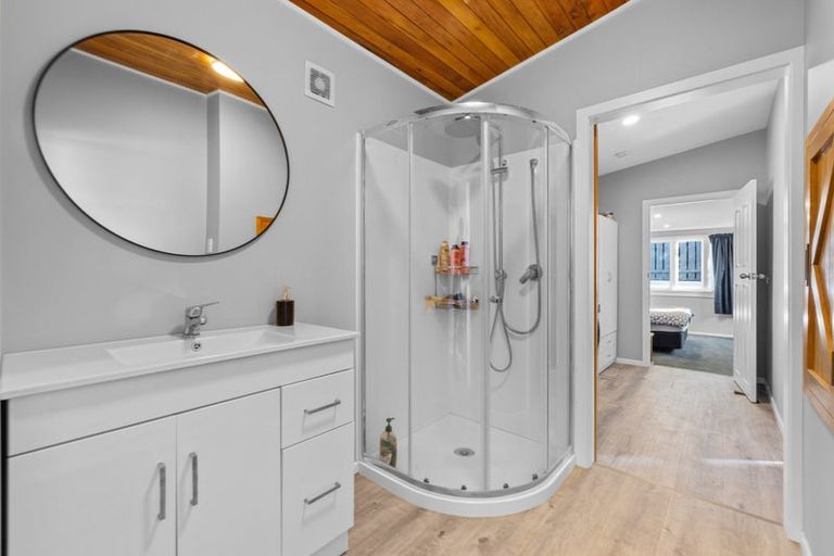 Photo of property in 19 Marine Parade, North New Brighton, Christchurch, 8083