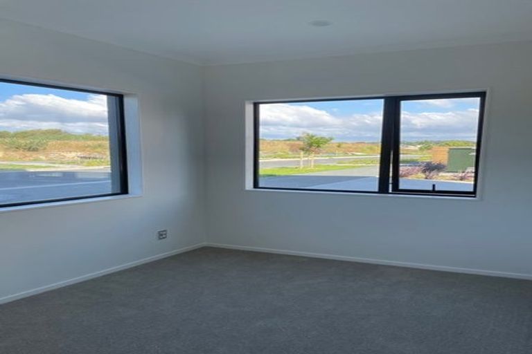 Photo of property in 4/1 Coral Tree Avenue, Wiri, Auckland, 2104