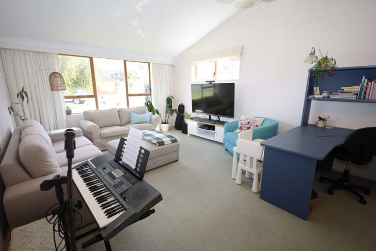 Photo of property in 12 Shelley Street, Otumoetai, Tauranga, 3110