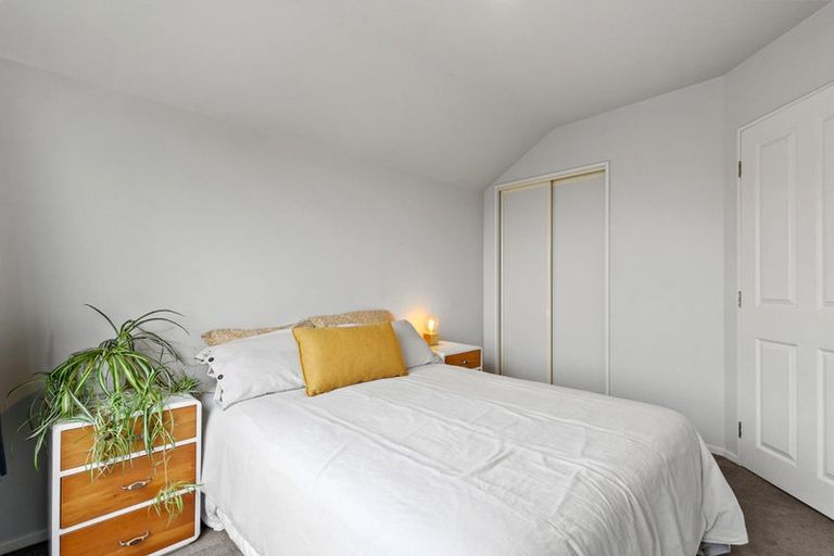 Photo of property in 40a Sawyers Arms Road, Northcote, Christchurch, 8052