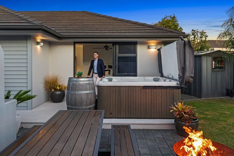 Photo of property in 43 Oceania Sands Way, Papamoa Beach, Papamoa, 3118