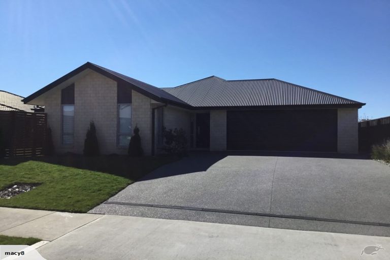 Photo of property in 4 Tommy Street, Pegasus, 7612