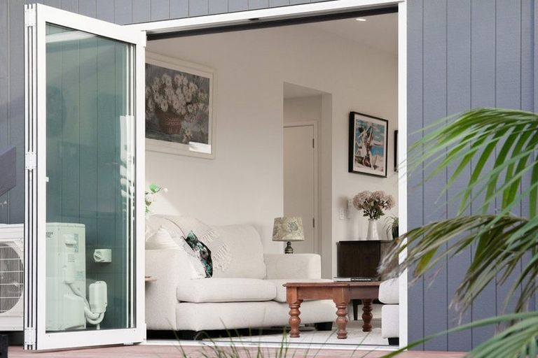 Photo of property in 67 Renown Road, Raumati South, Paraparaumu, 5032