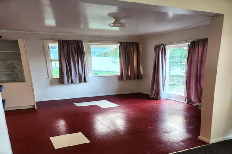 Photo of property in 32 Whittle Place, New Windsor, Auckland, 0600