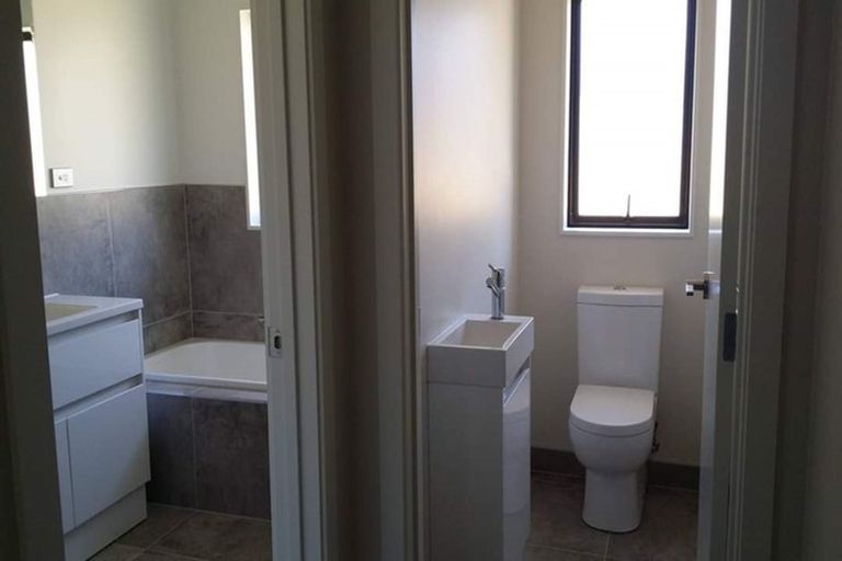 Photo of property in 8 Northbrook Glen, Flagstaff, Hamilton, 3210