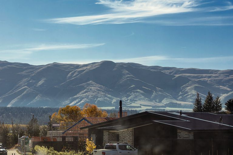 Photo of property in 40 Atkins Road, Luggate, Wanaka, 9382