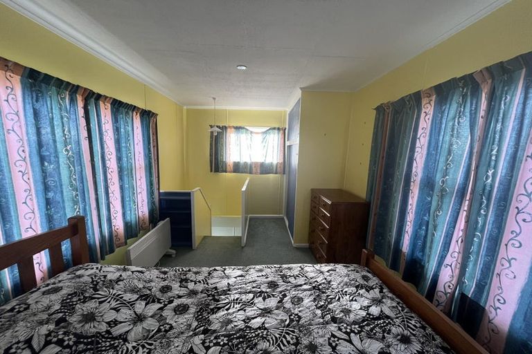 Photo of property in 13 Effingham Street, North New Brighton, Christchurch, 8083