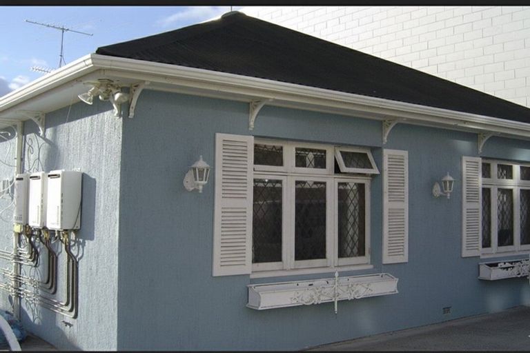 Photo of property in 5 Hanson Street, Mount Cook, Wellington, 6021