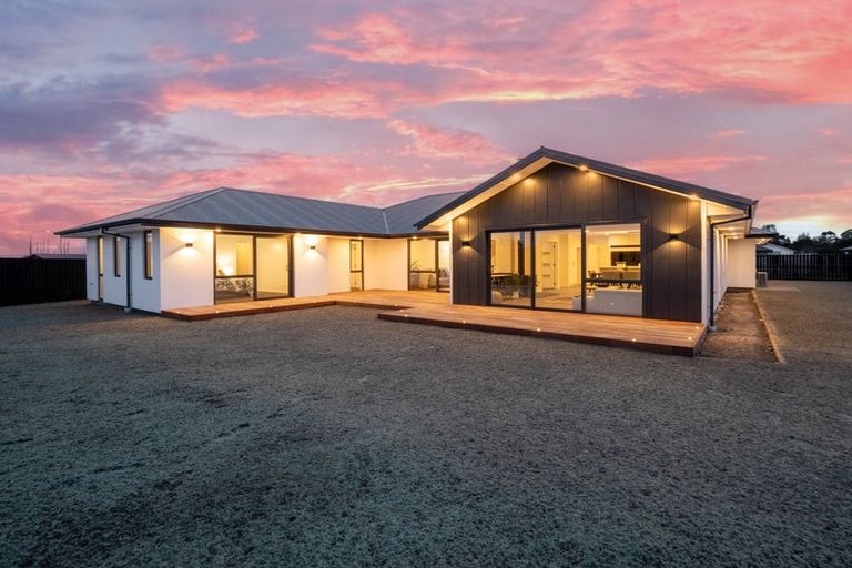 Photo of property in 44 Suffolk Drive, Kirwee, 7571