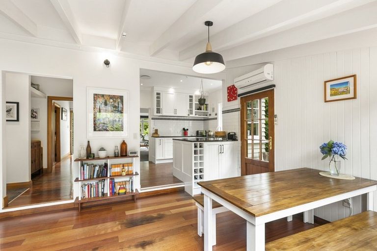 Photo of property in 38 Cashmere Avenue, Khandallah, Wellington, 6035