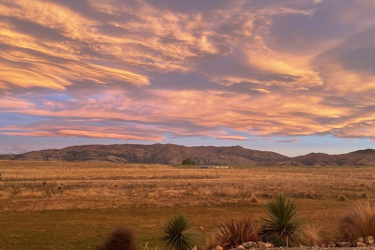 Photo of property in 211 Mcarthur Road, Springvale, Alexandra, 9391