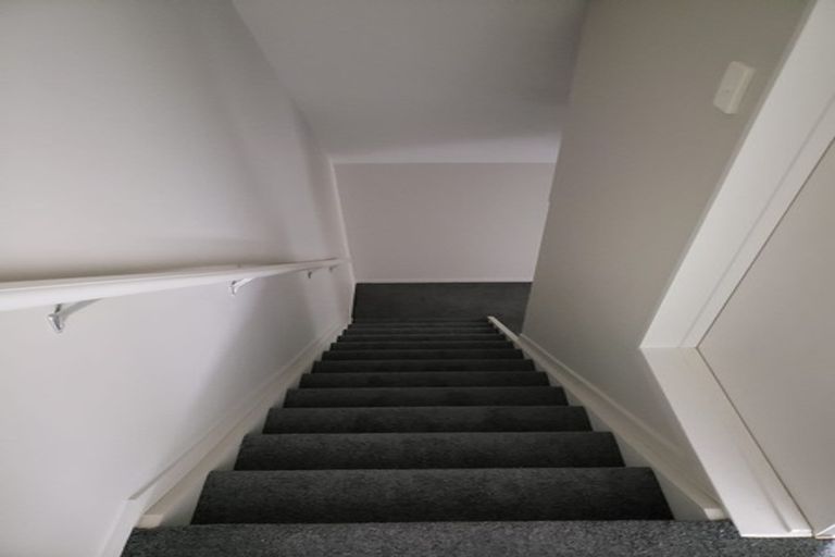 Photo of property in 5a Snead Place, Hamilton East, Hamilton, 3216