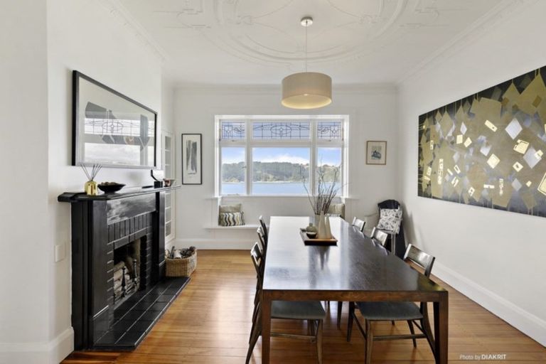 Photo of property in 11 Grafton Road, Roseneath, Wellington, 6011