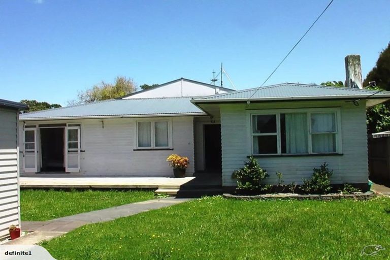 Photo of property in 111 Nile Road, Milford, Auckland, 0620