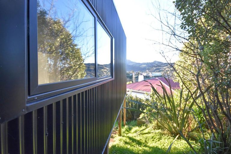 Photo of property in 11 Kilgour Street, Roseneath, Port Chalmers, 9023