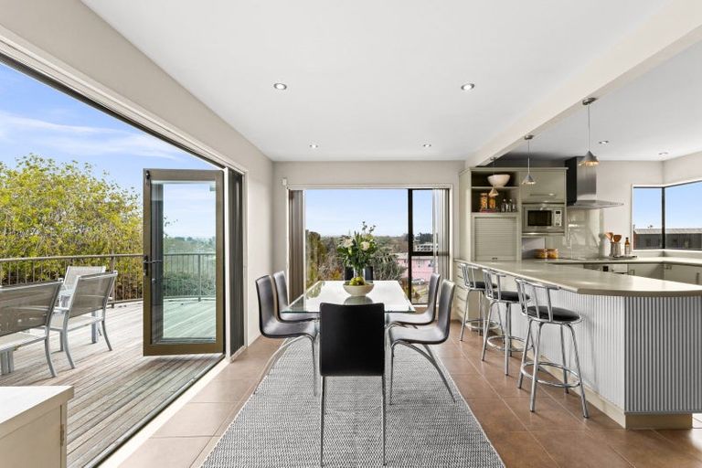 Photo of property in 2 Campbell Street, Havelock North, 4130