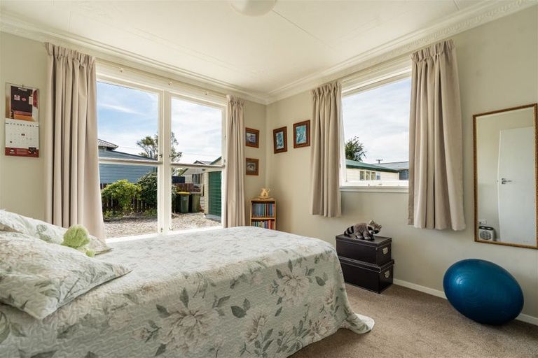 Photo of property in 25 Tokoiti Road, Milton, 9220