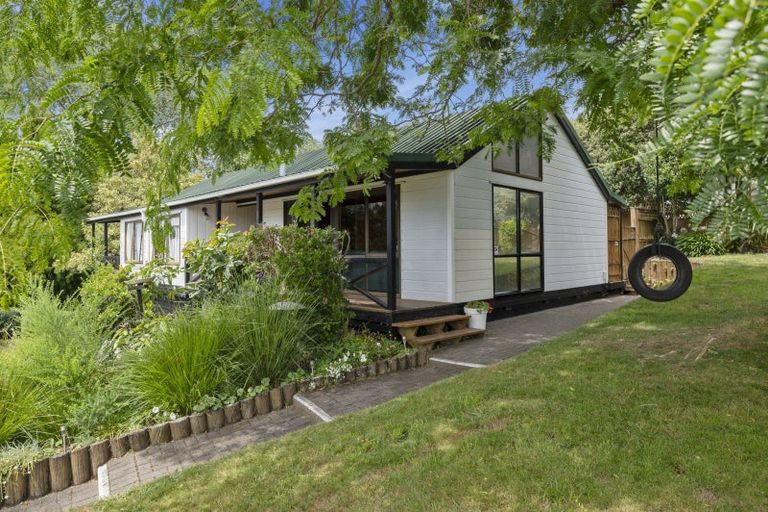 Photo of property in 10 Utuhina Road, Springfield, Rotorua, 3015