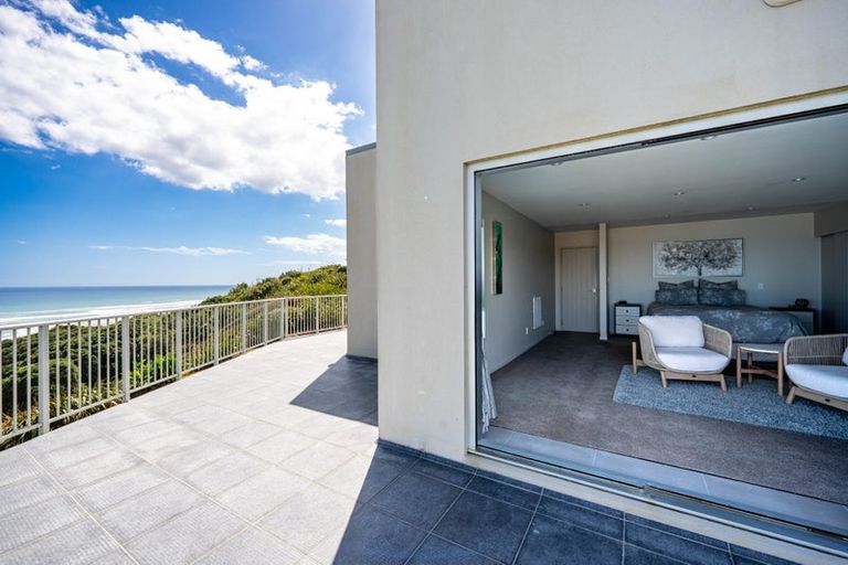 Photo of property in 20 Coates Avenue, Baylys Beach, Dargaville, 0377