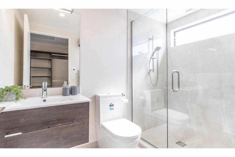 Photo of property in 28 Manakura Street, Avonhead, Christchurch, 8042