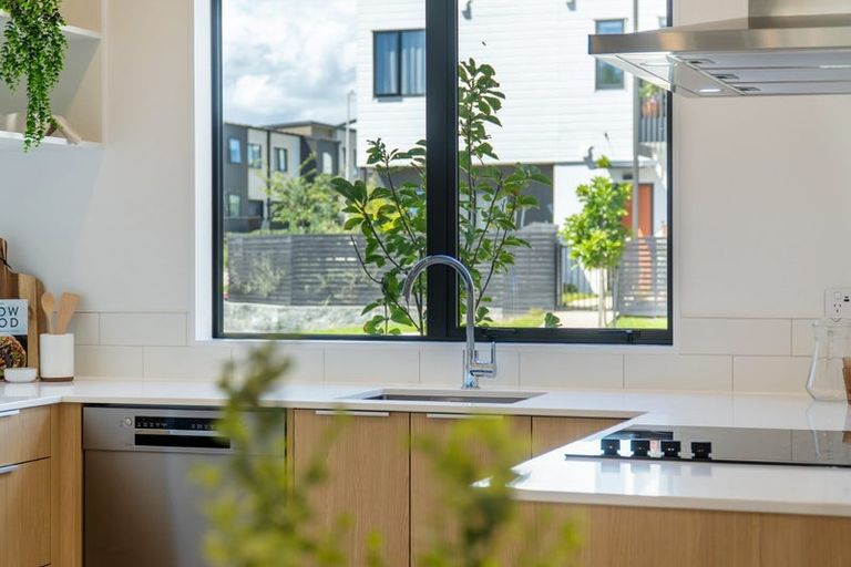 Photo of property in 17 Karamu Street, Flat Bush, 2019