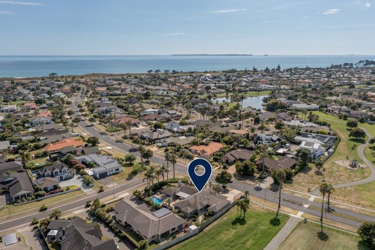Photo of property in 82 Palm Beach Boulevard, Papamoa Beach, Papamoa, 3118