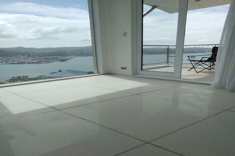 Photo of property in 11 Robieson Street, Roseneath, Wellington, 6011