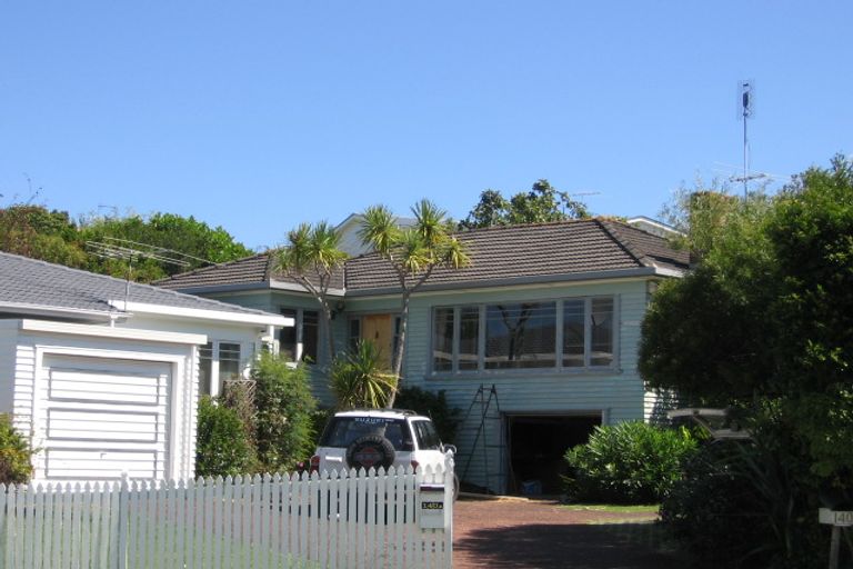 Photo of property in 1/140 Beach Road, Castor Bay, Auckland, 0620