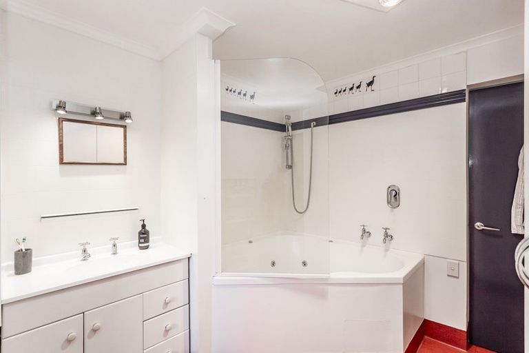 Photo of property in 11 Oates Street, Kaikorai, Dunedin, 9010