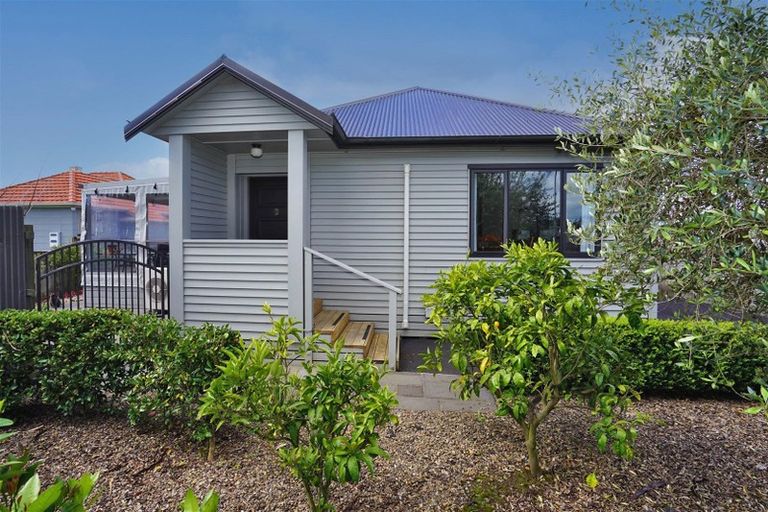 Photo of property in 101 Fairfield Road, Fairfield, Hamilton, 3214