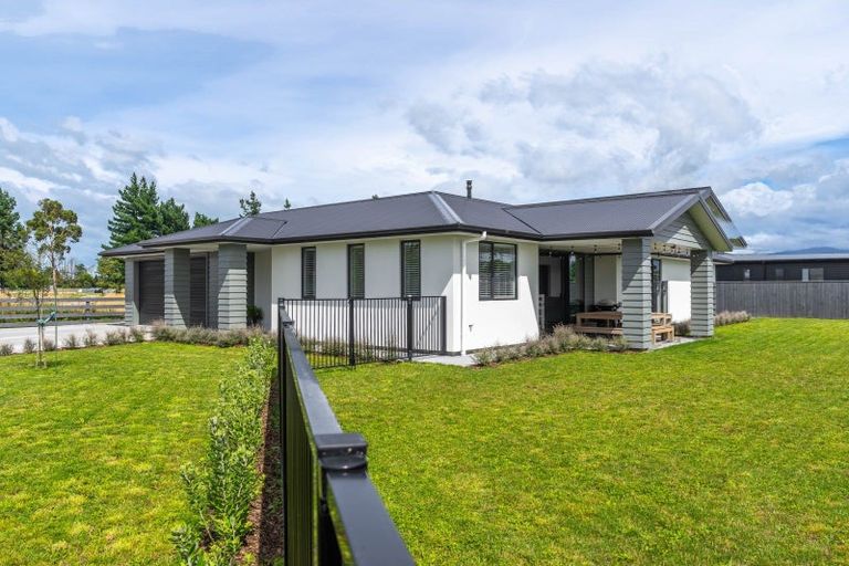 Photo of property in 10 Old Orchard Road, Solway, Masterton, 5810
