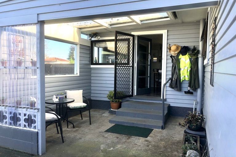 Photo of property in 18 Meta Street, Takapau, 4203