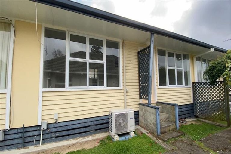 Photo of property in 2/555 Fergusson Drive, Trentham, Upper Hutt, 5018