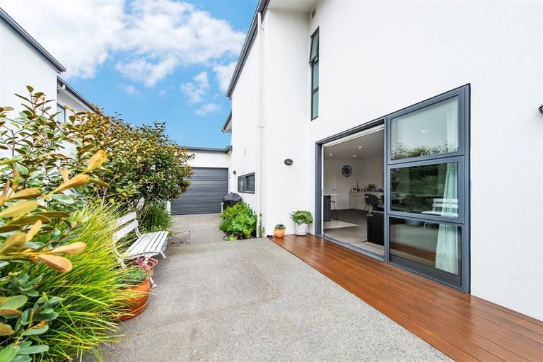Photo of property in 100 Te Rito Street, Marshland, Christchurch, 8083