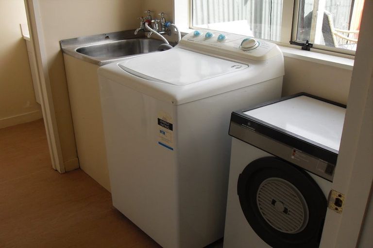 Photo of property in 36 Clyde Street, North Dunedin, Dunedin, 9016